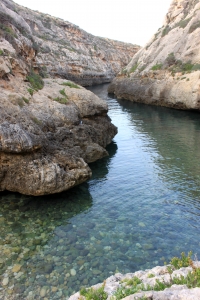 Calanque peu profonde