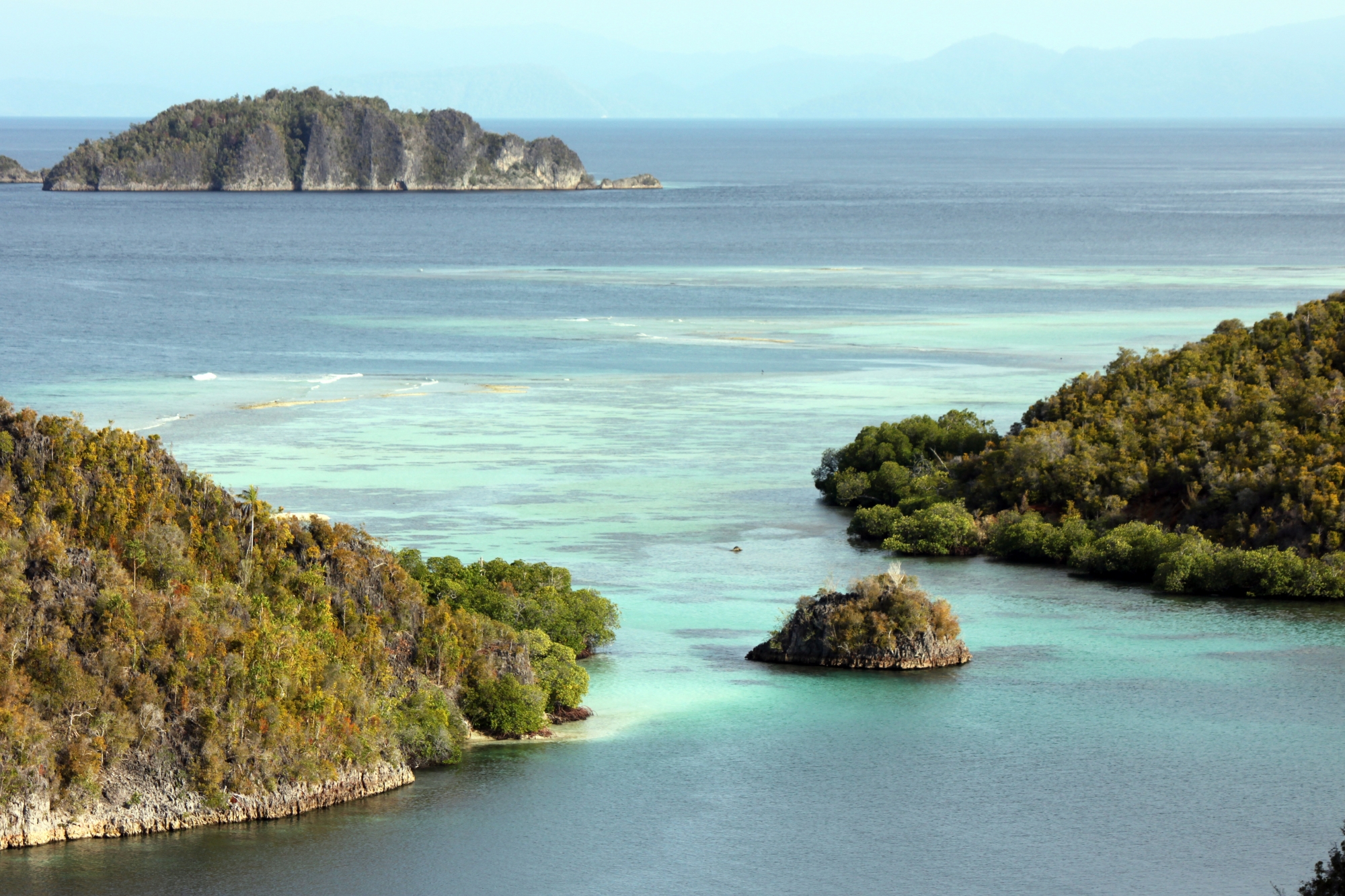 Site panoramique du lagon de Fam