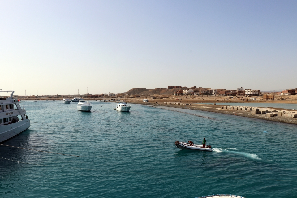 Marsa Halam, marina