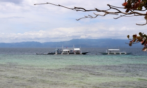 Première vue sur notre Bangka  "Sagana", bateau philippin à balanciers
