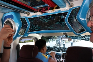 Look intérieur de notre jeepney !