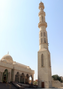 Un des 2 remarquables minarets de la Mosquée El Mina Masjid