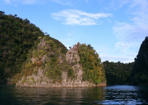 Ballade entre les îles de Wayilbatan