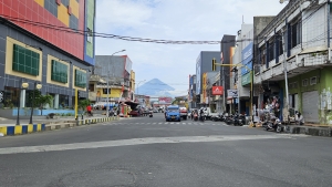Grande rue de Ternate (Un peu d'histoire sur Halmahera)