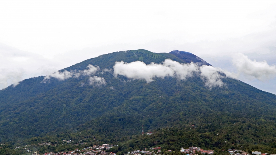 Volcan Api Gamalama