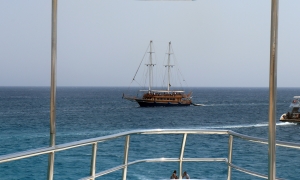 Bateau à la journée venant d'Hurghada